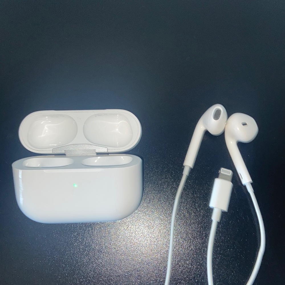 AirPod pros (case) and head phone
